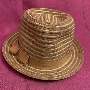 Women's hat